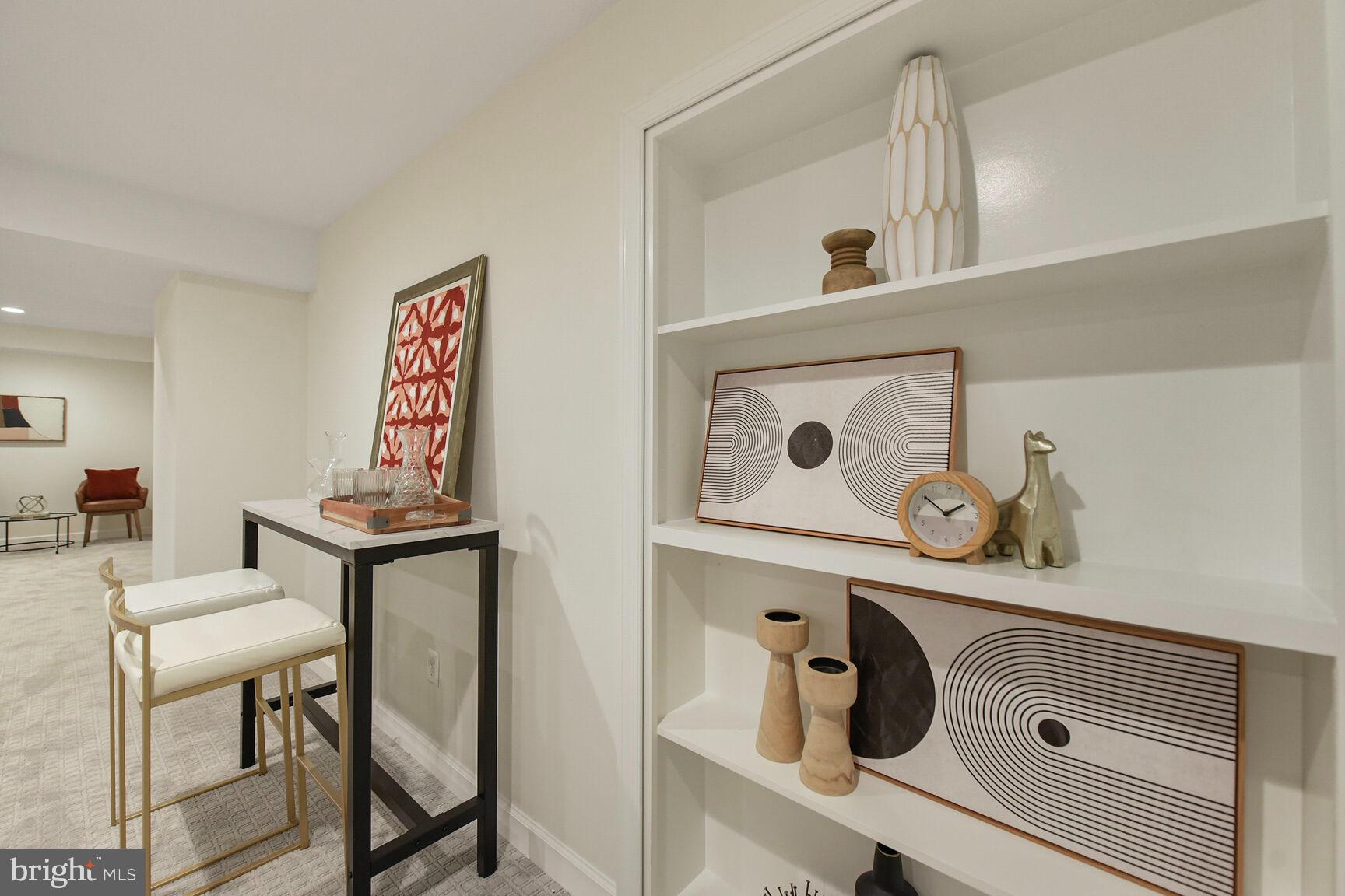 WILLOWS OF POTOMAC - Residential