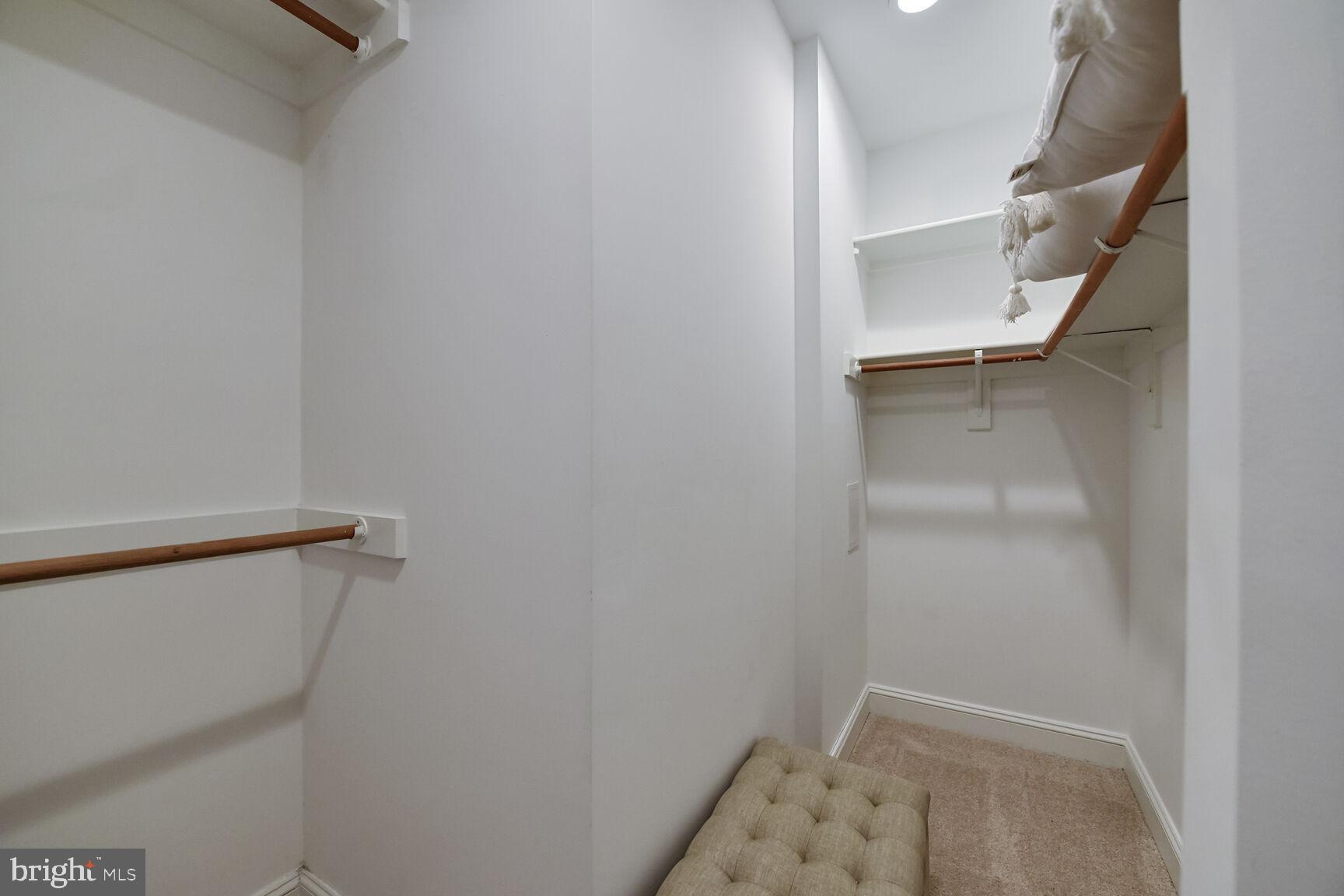 WILLOWS OF POTOMAC - Residential