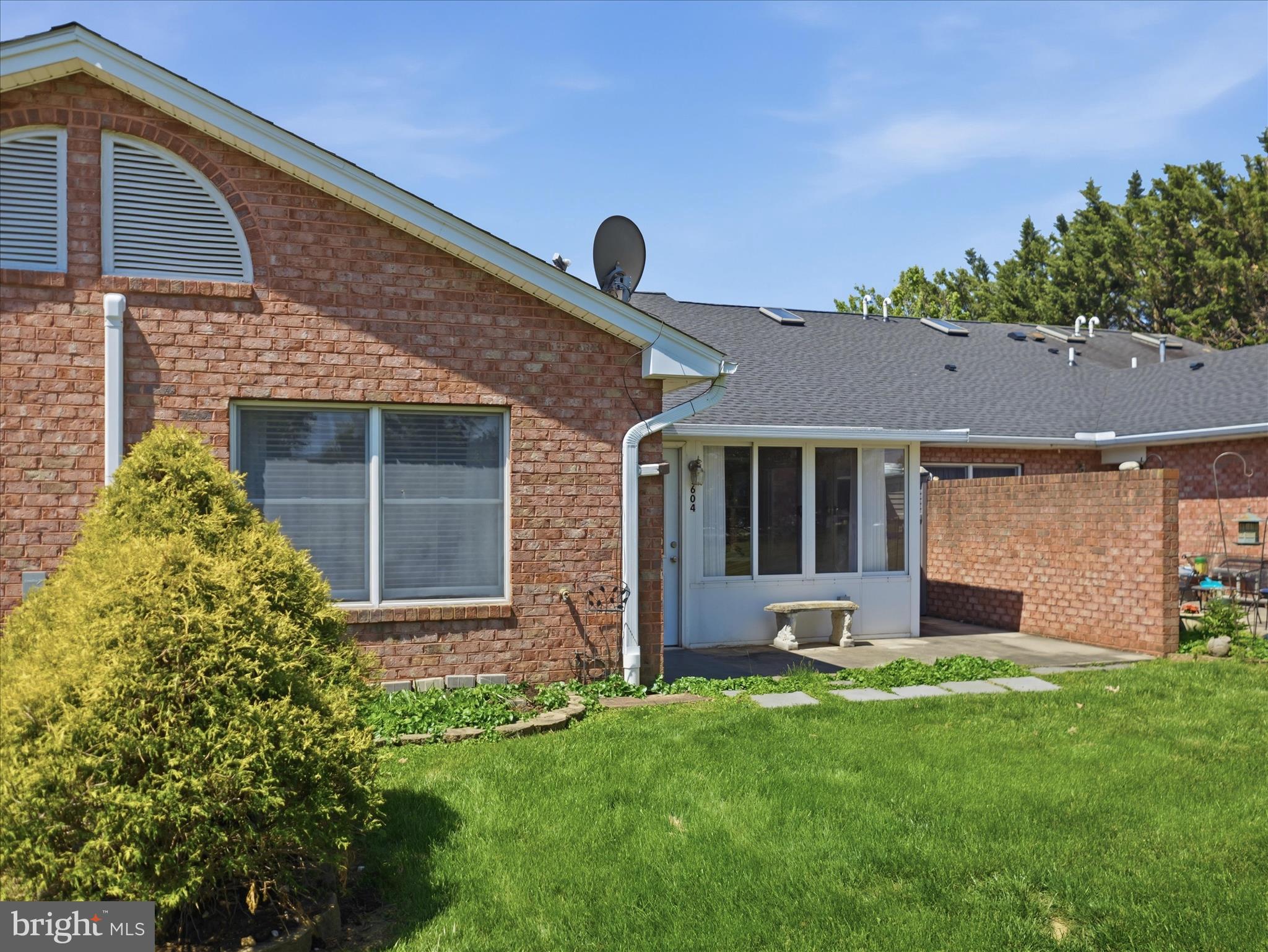 ENGLEBROOK PARK - Residential