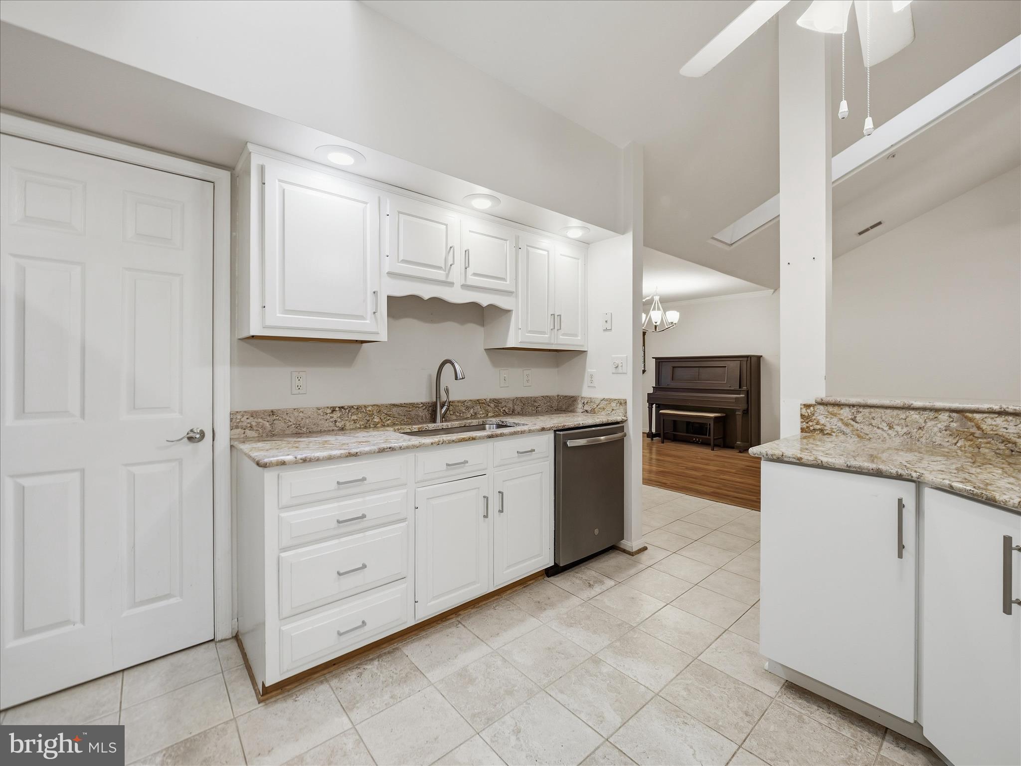 ENGLEBROOK PARK - Residential