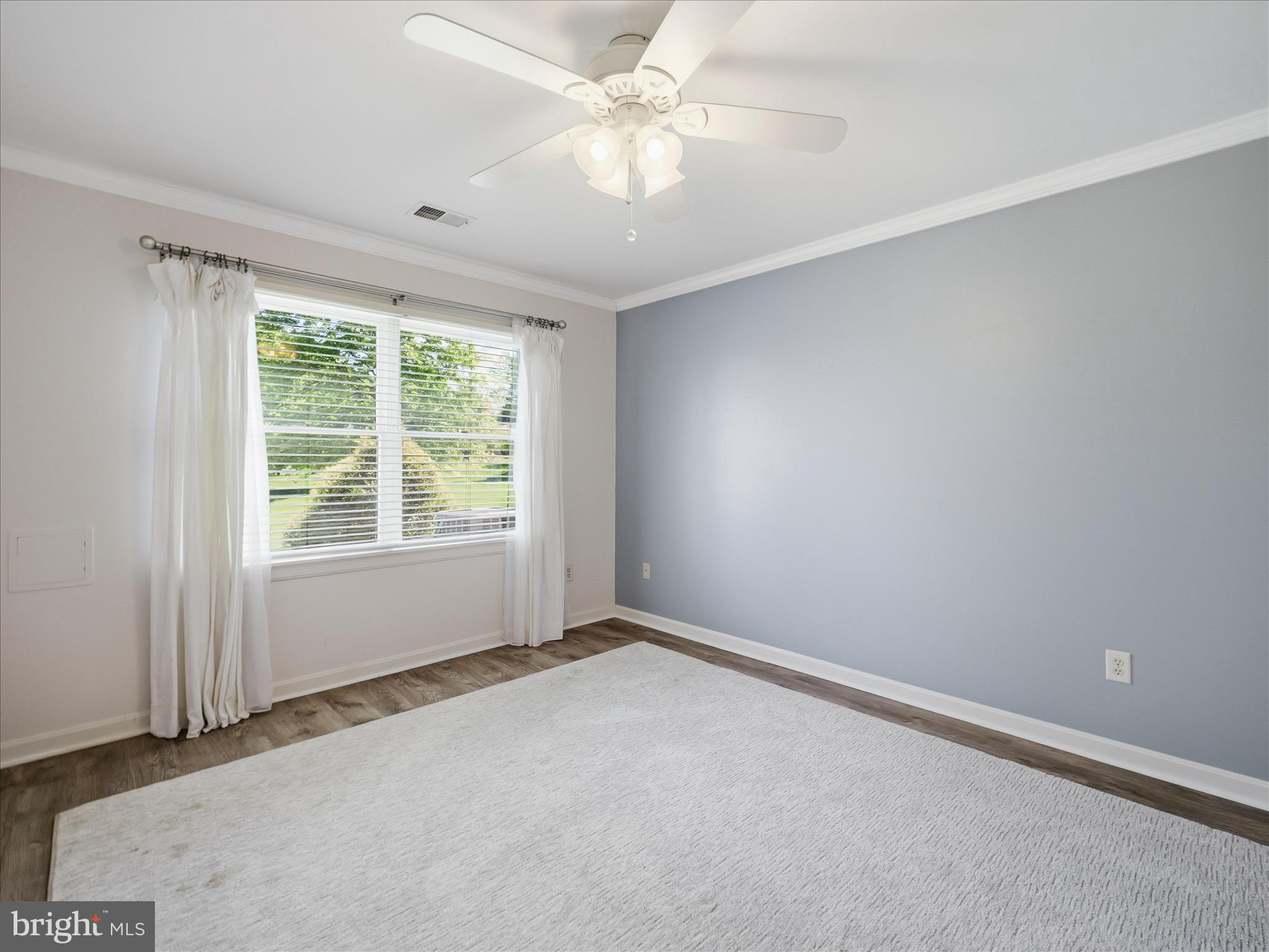 ENGLEBROOK PARK - Residential