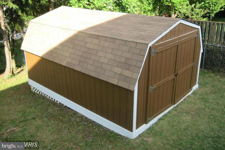 DALE CITY - Residential Lease