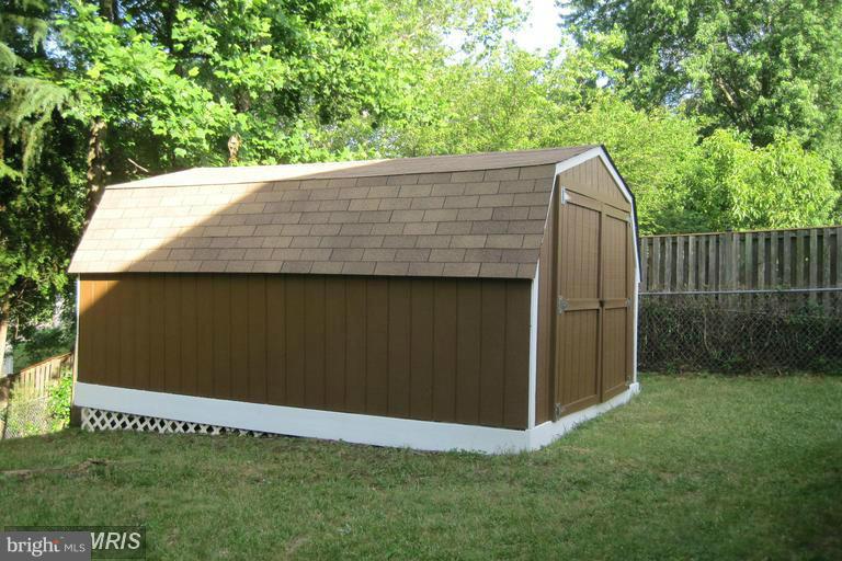 DALE CITY - Residential Lease