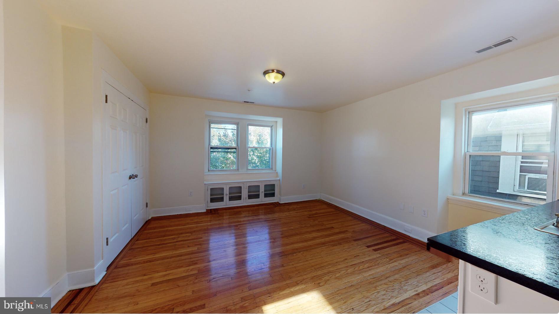 CEDAR PARK - Residential Income