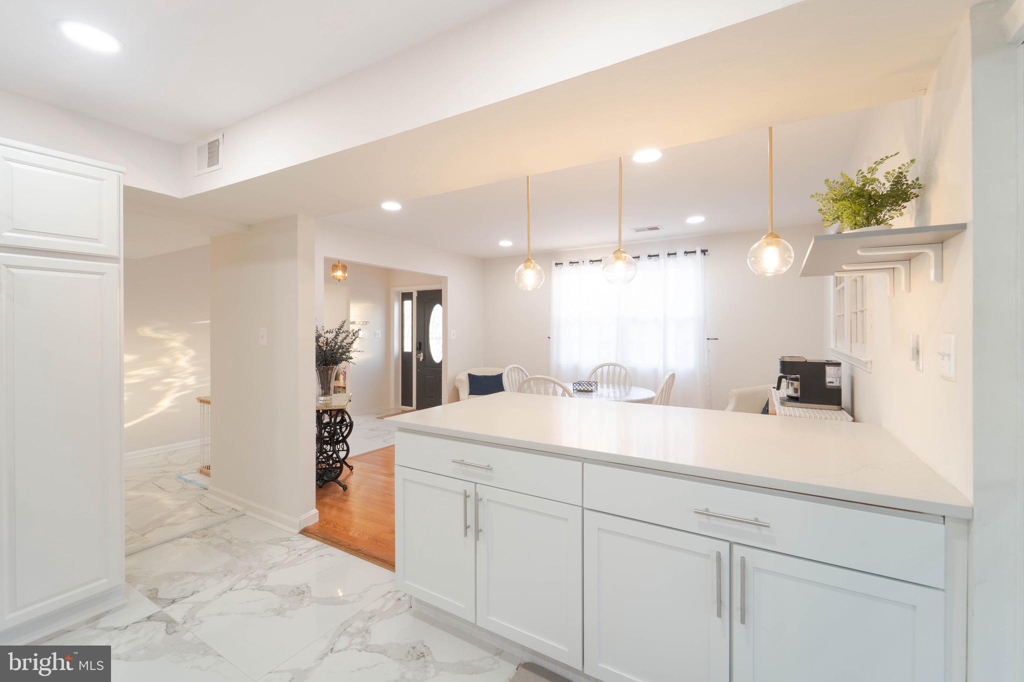 KING PARK WEST - Residential Lease