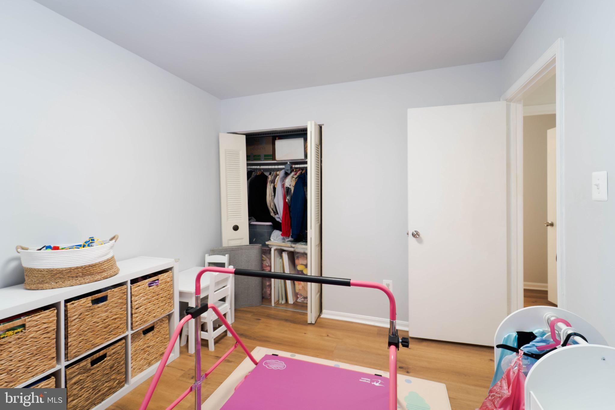 KING PARK WEST - Residential Lease