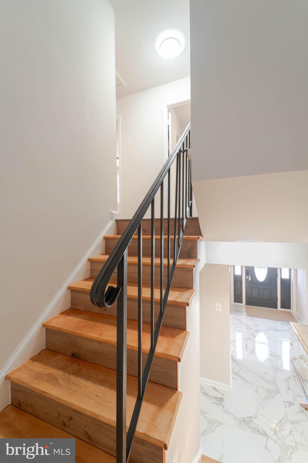 KING PARK WEST - Residential Lease