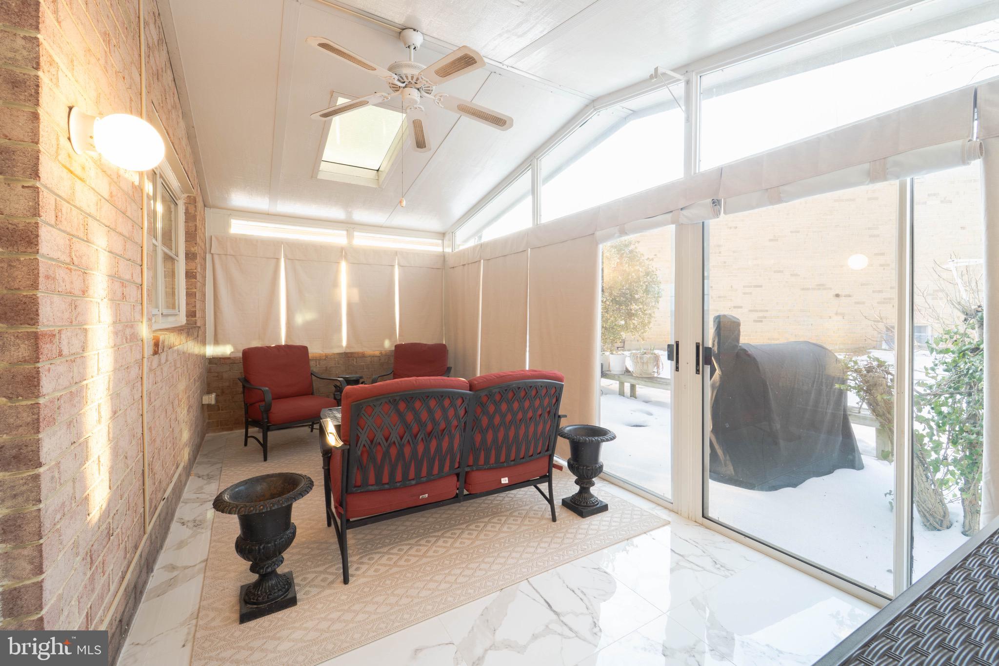 KING PARK WEST - Residential Lease