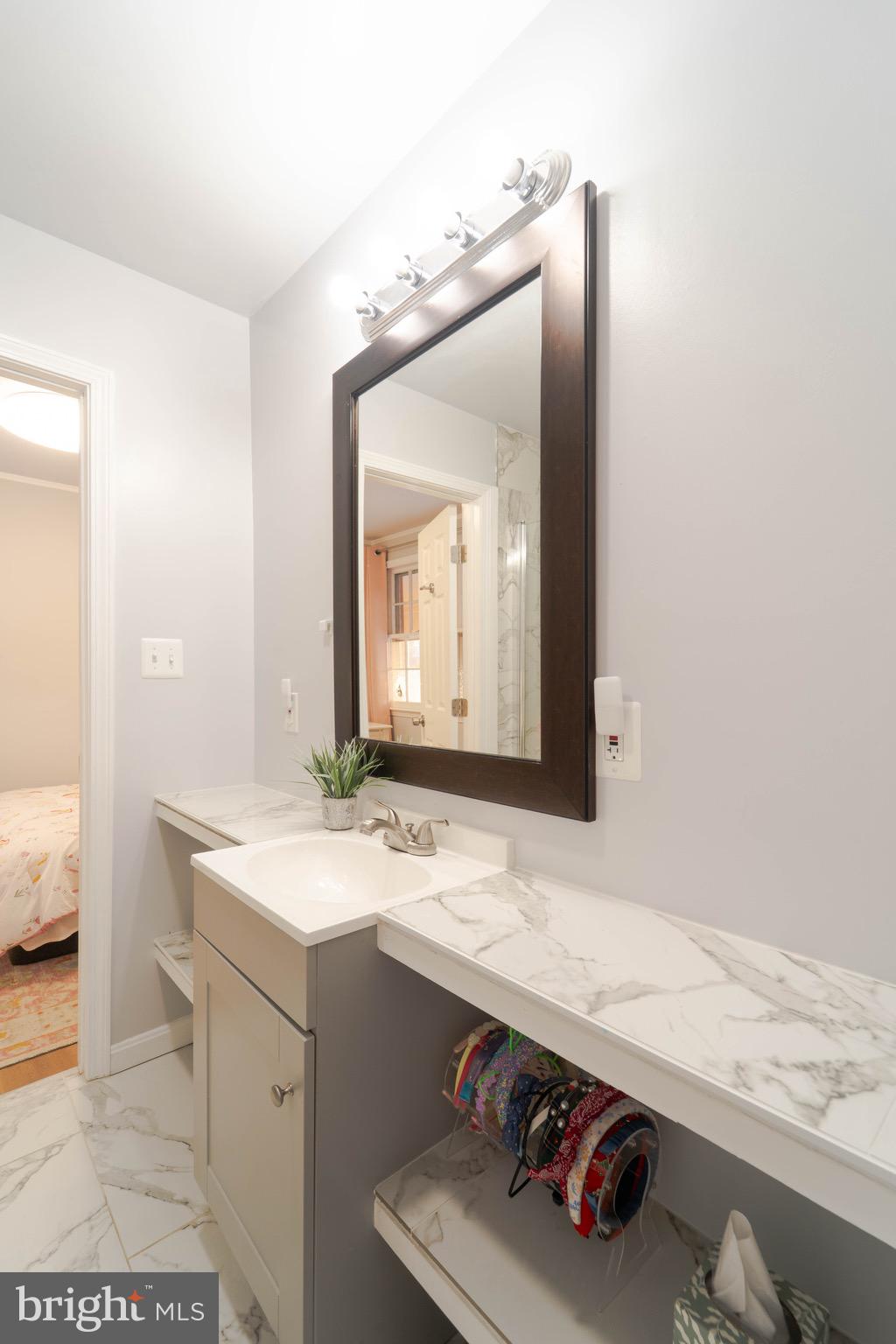 KING PARK WEST - Residential Lease