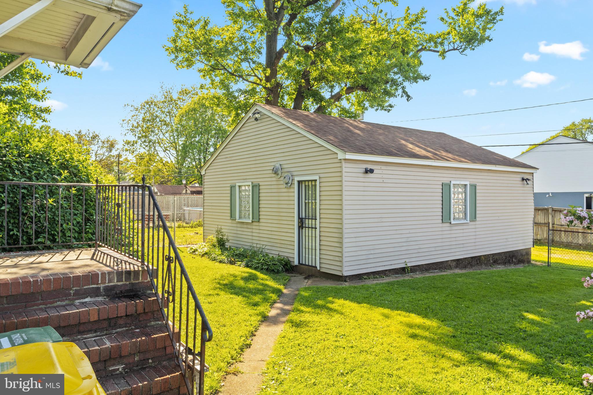 BROOKLYN PARK - Residential