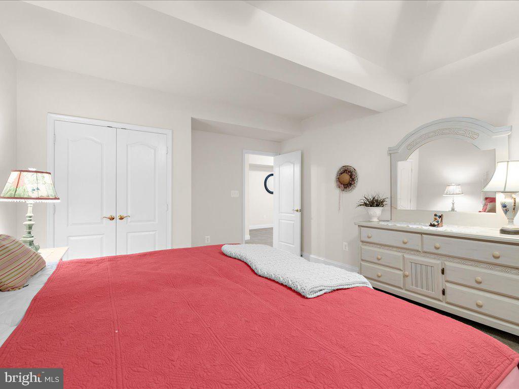 SYMPHONY VILLAGE AT CENTREVILLE - Residential