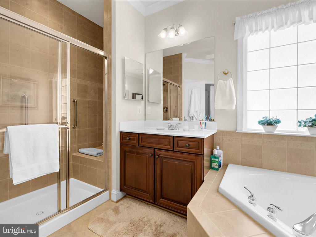 SYMPHONY VILLAGE AT CENTREVILLE - Residential