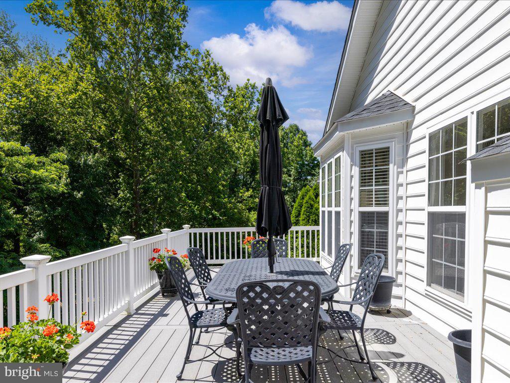 SYMPHONY VILLAGE AT CENTREVILLE - Residential