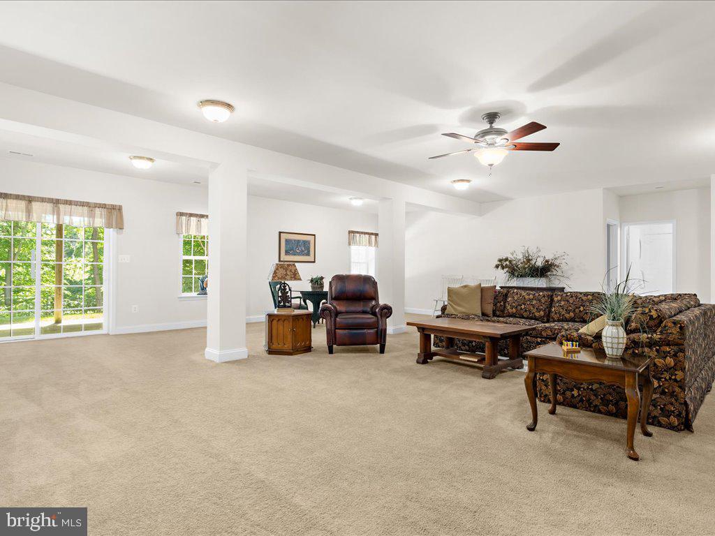 SYMPHONY VILLAGE AT CENTREVILLE - Residential