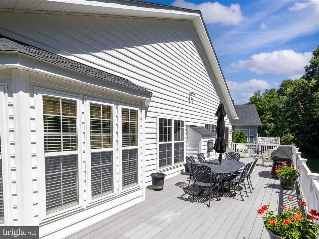 SYMPHONY VILLAGE AT CENTREVILLE - Residential