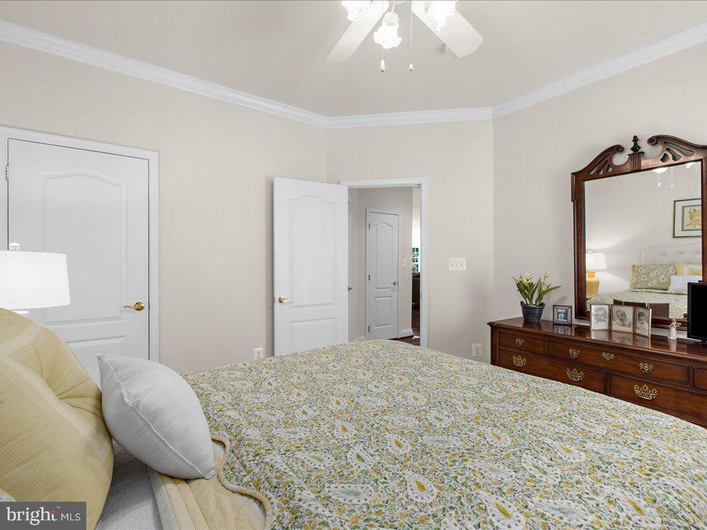 SYMPHONY VILLAGE AT CENTREVILLE - Residential