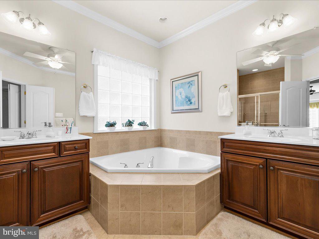 SYMPHONY VILLAGE AT CENTREVILLE - Residential