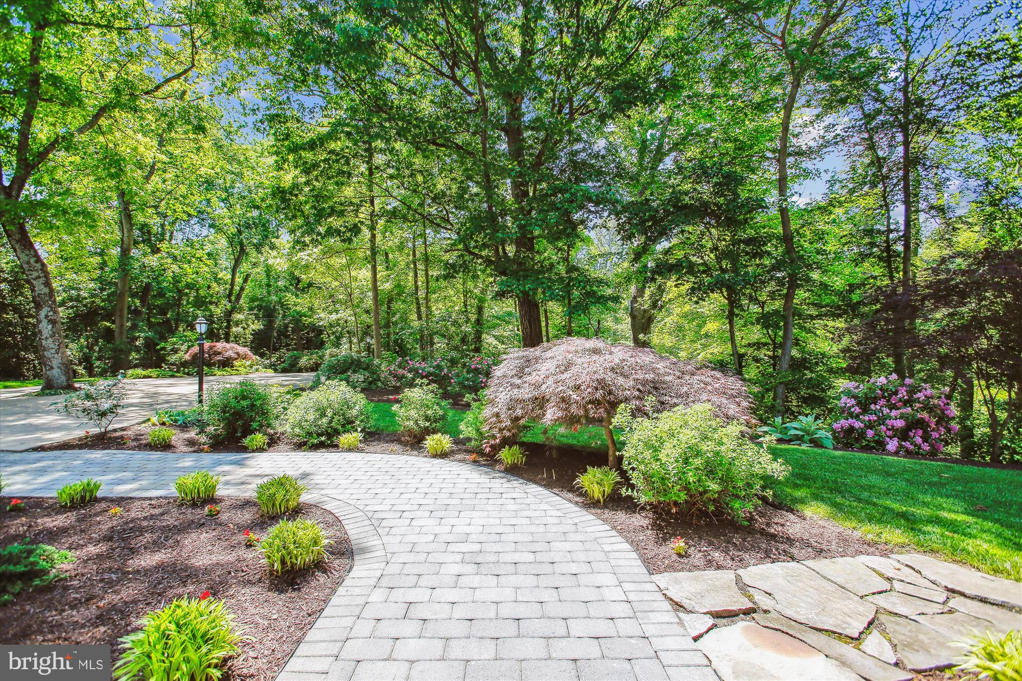 HALLOWING POINT RIVER ESTATES - Residential Lease