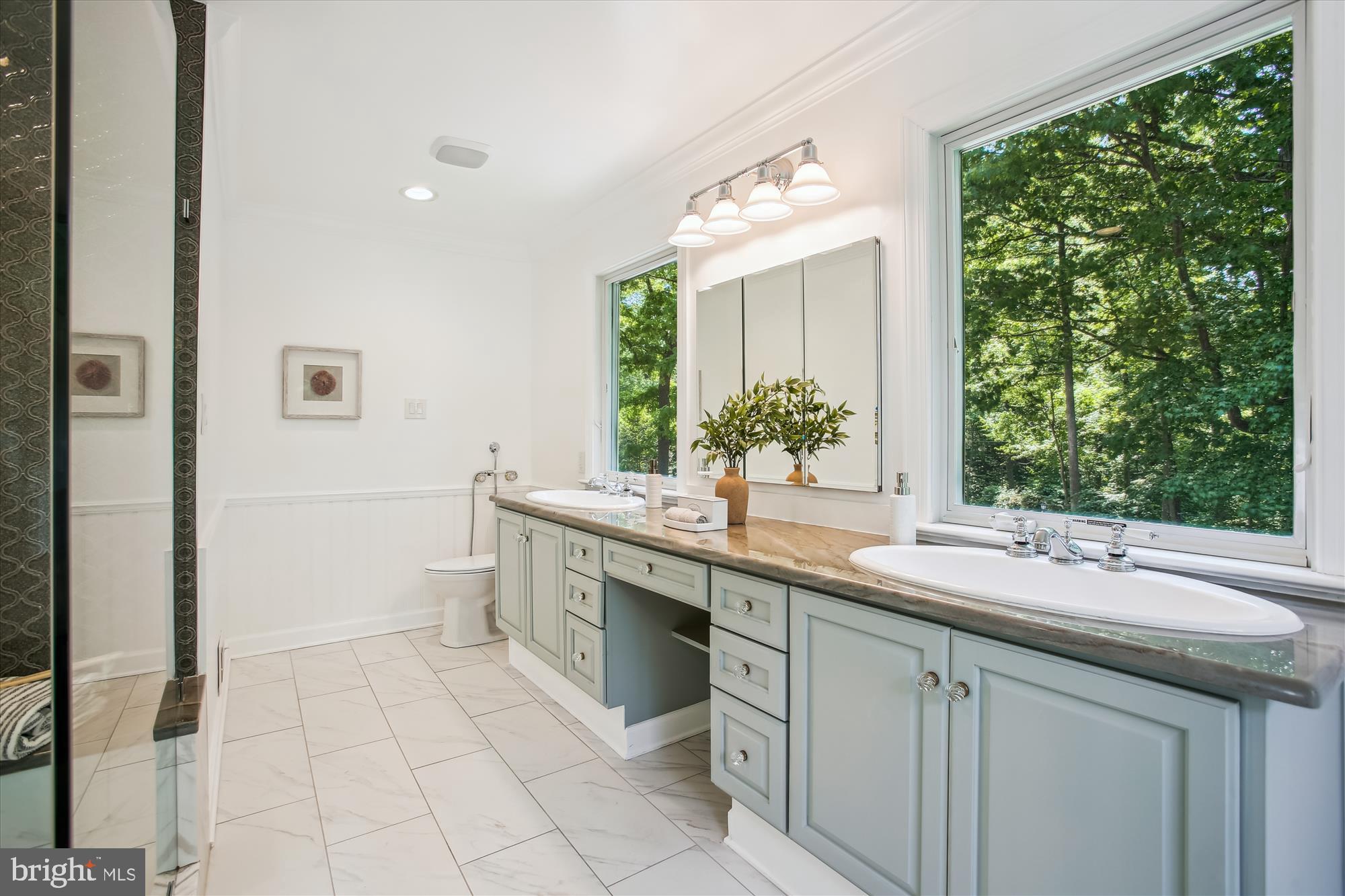 HALLOWING POINT RIVER ESTATES - Residential Lease