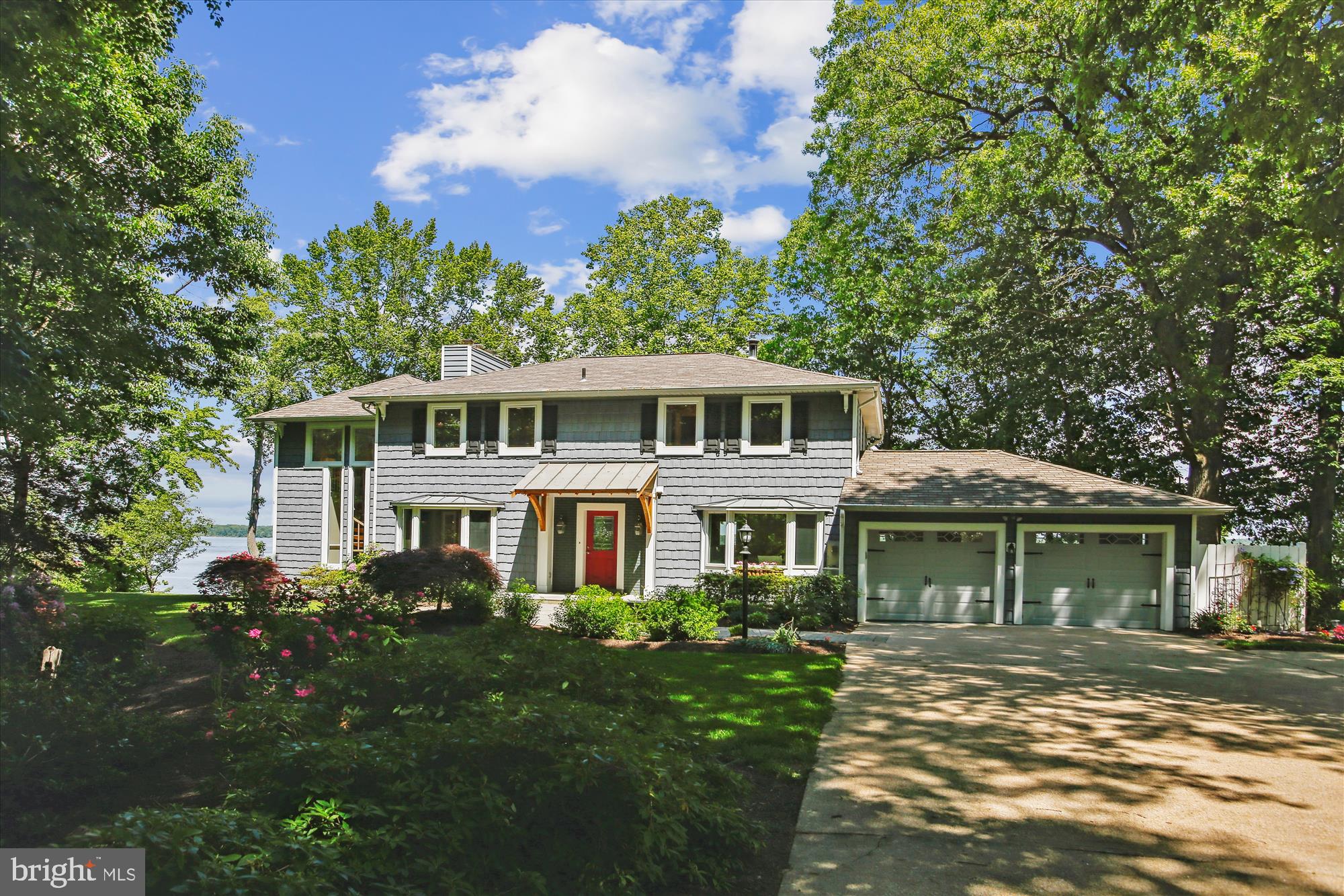 HALLOWING POINT RIVER ESTATES - Residential Lease