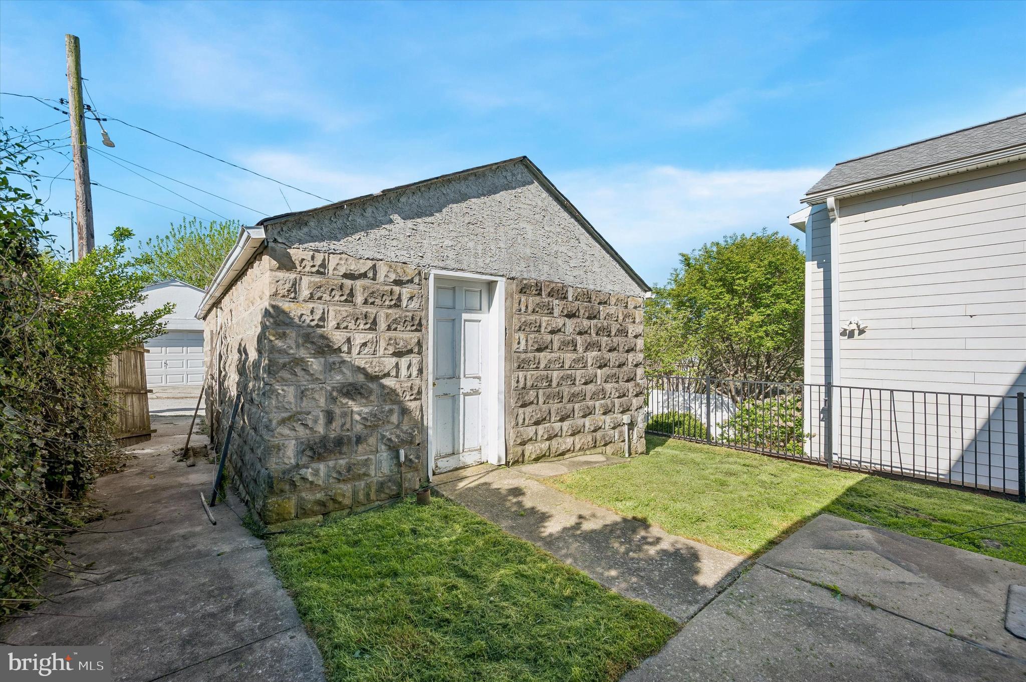 CONSHOHOCKEN - Residential