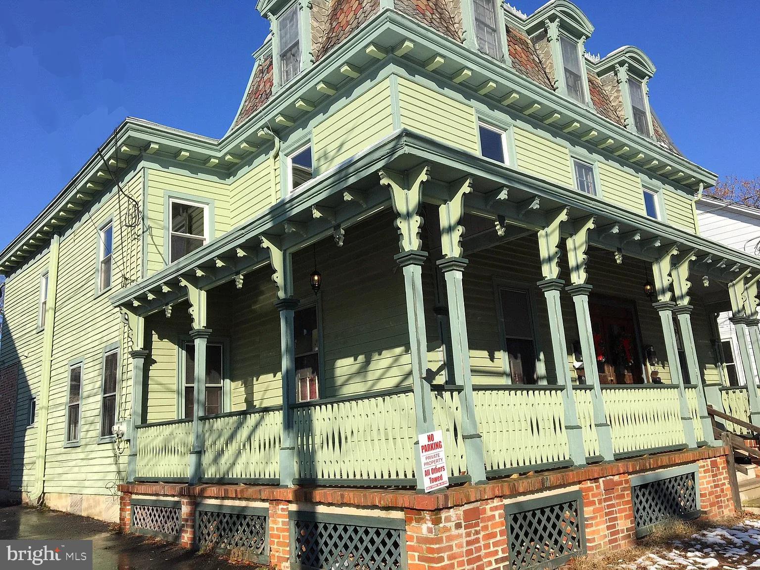 30 FAYETTE STREET 32