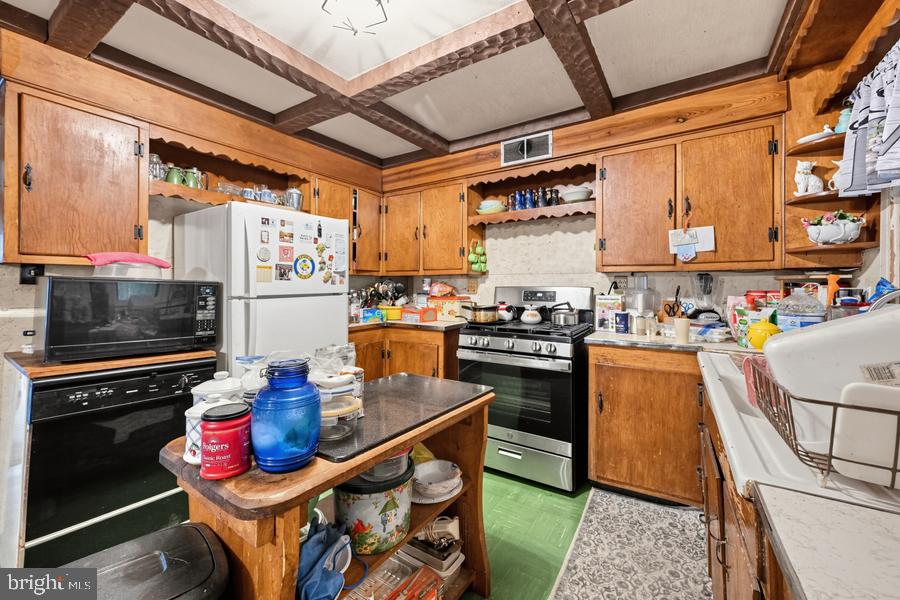 28217 SEAFORD ROAD