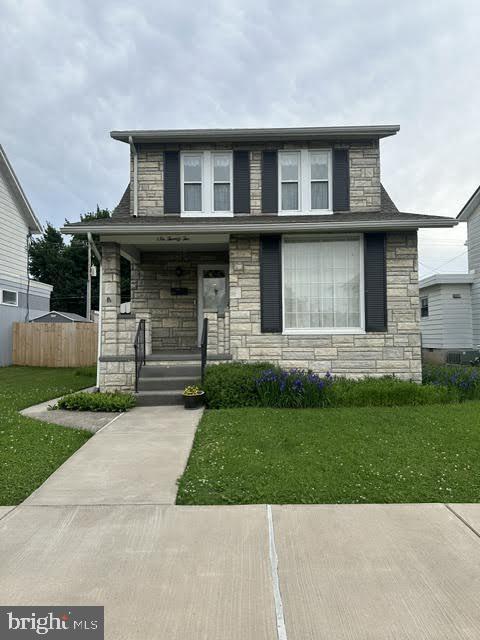 Homes For Sale - 622 Wayne Street St<br/> Mifflin County, LEWISTOWN, PA 17044