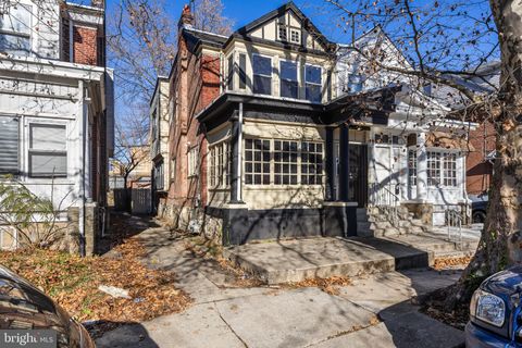 Photo of 414 E 20th Street, CHESTER, PA 19013 (MLS # PADE2105046)