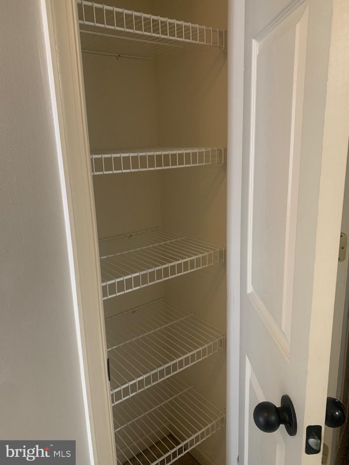 LAUREL RIDGE - Residential Lease