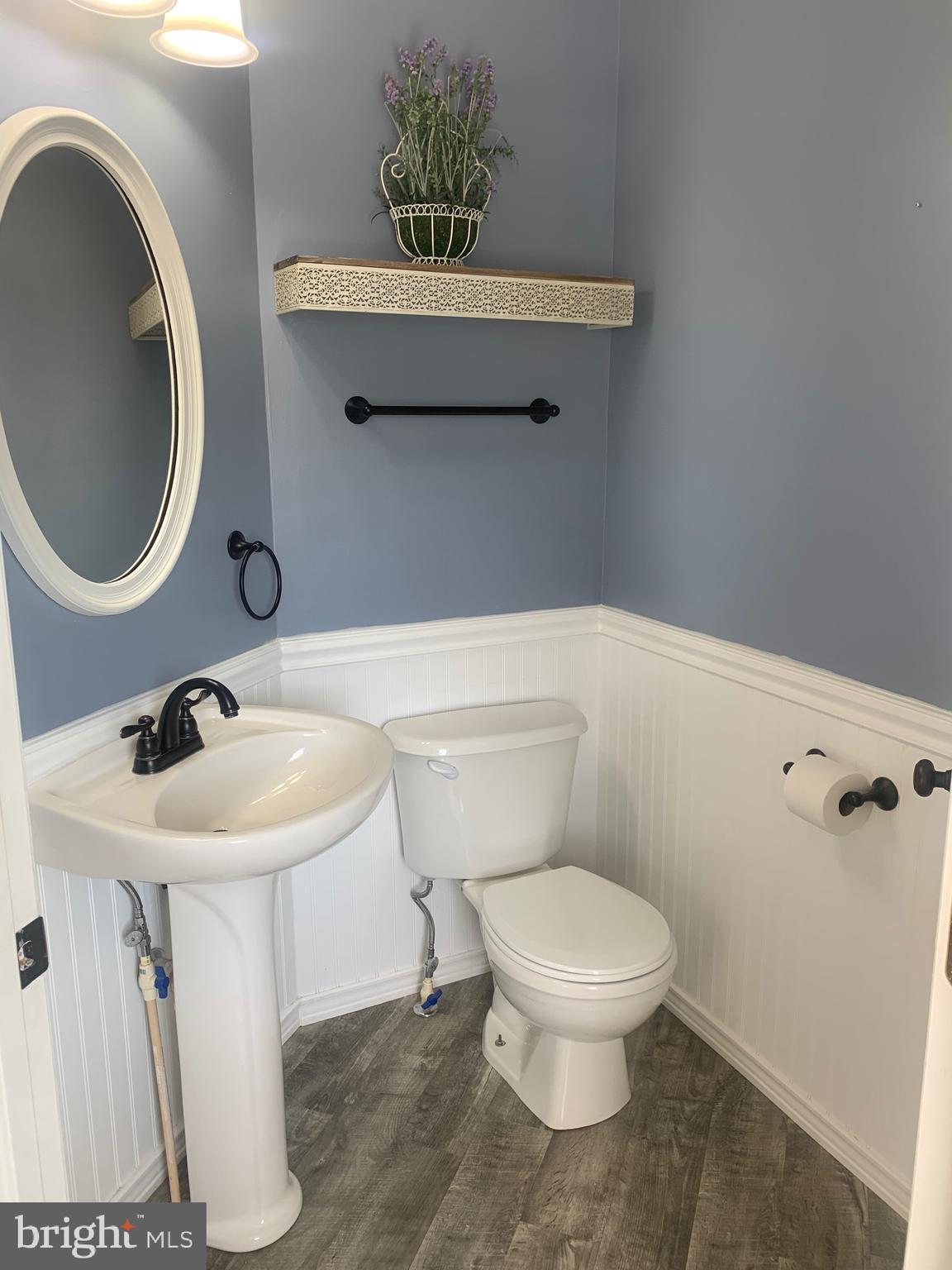 LAUREL RIDGE - Residential Lease