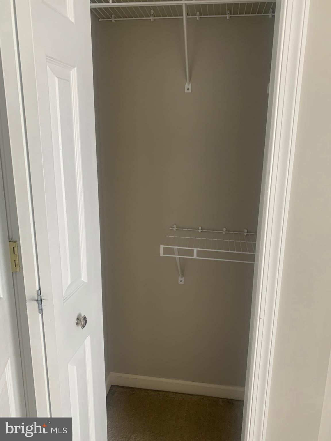 LAUREL RIDGE - Residential Lease