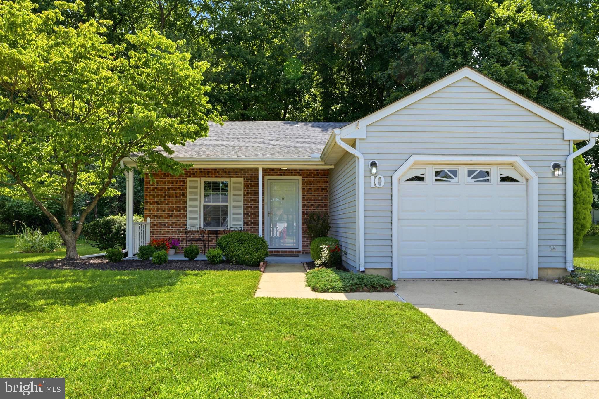 10 MADISON COURT