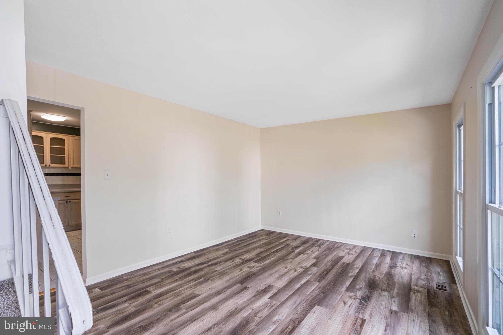 DALE CITY - Residential