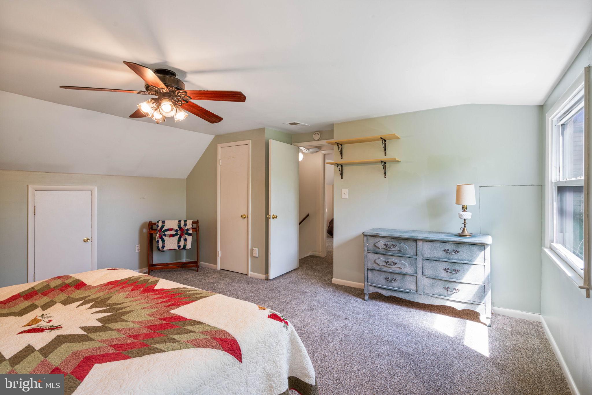 DALE CITY - Residential