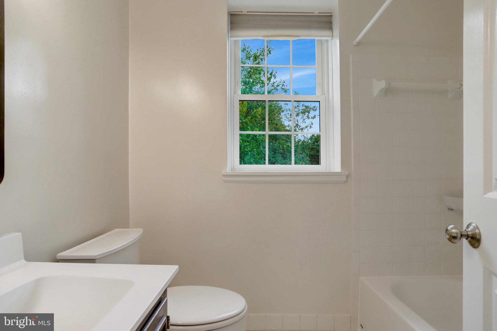 FAIRLINGTON VILLAGES - Residential Lease