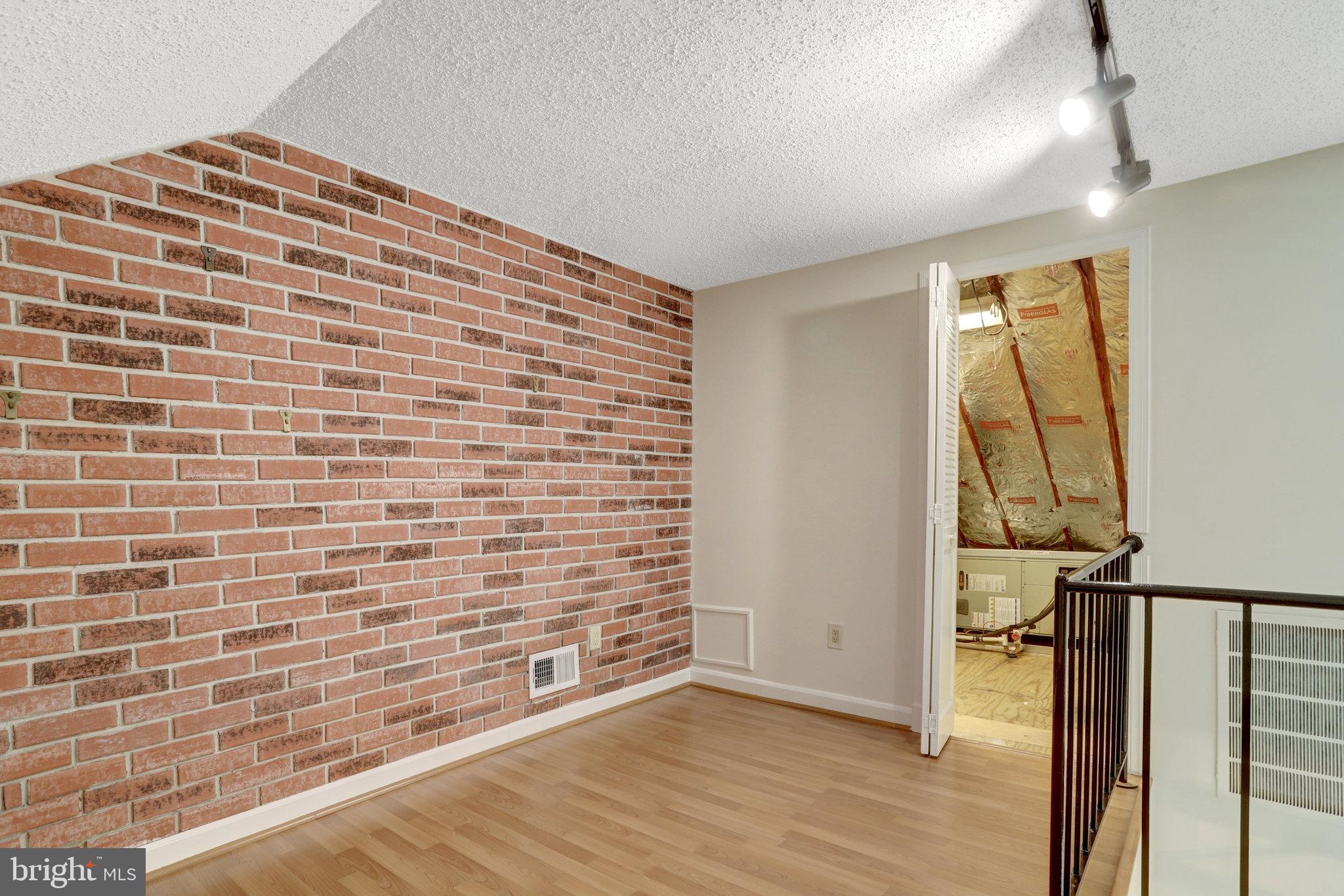 FAIRLINGTON VILLAGES - Residential Lease