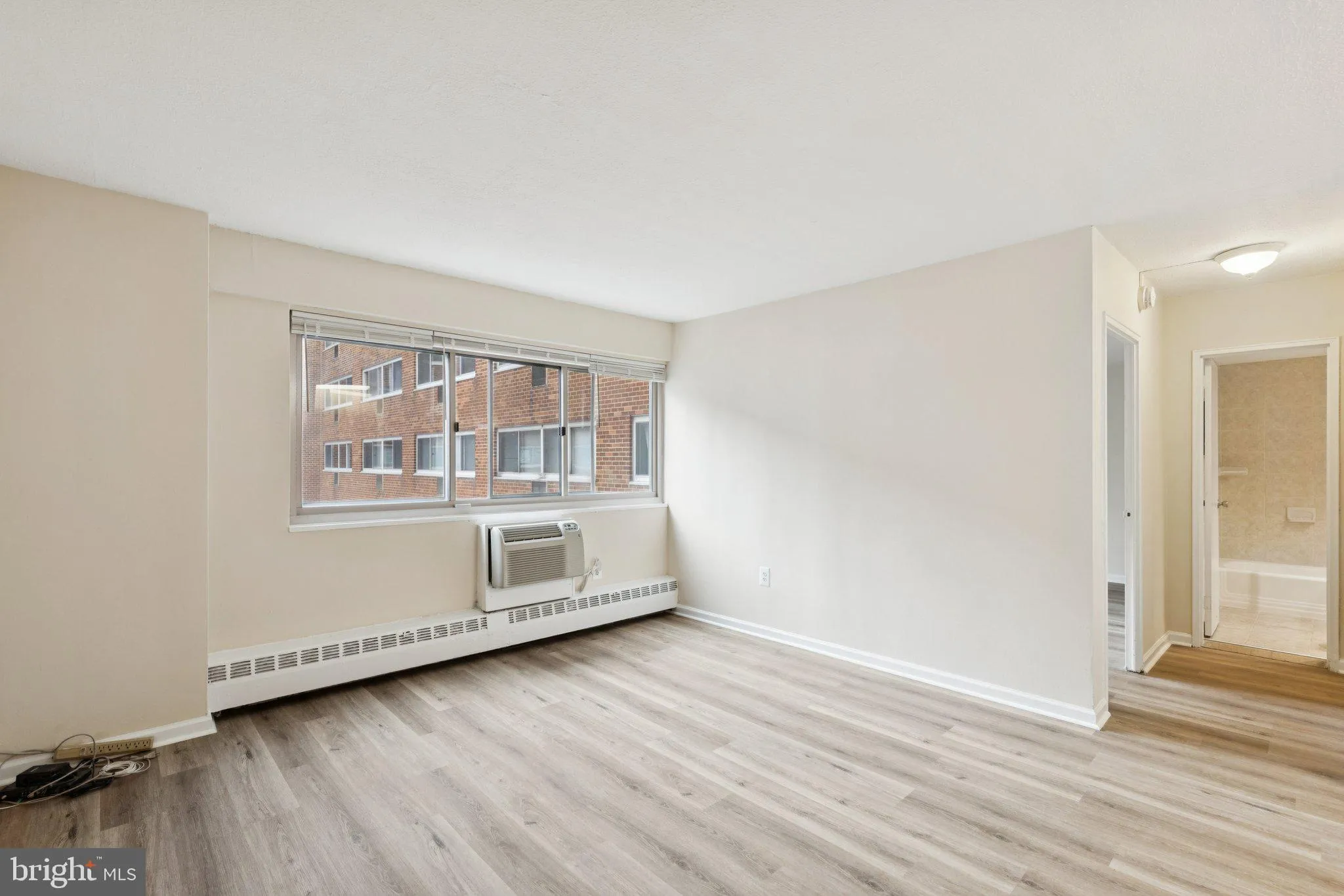 Philadelphia, Pennsylvania 19103, United States, 1 Bedroom Bedrooms, ,1 BathroomBathrooms,Residential,Active,209303