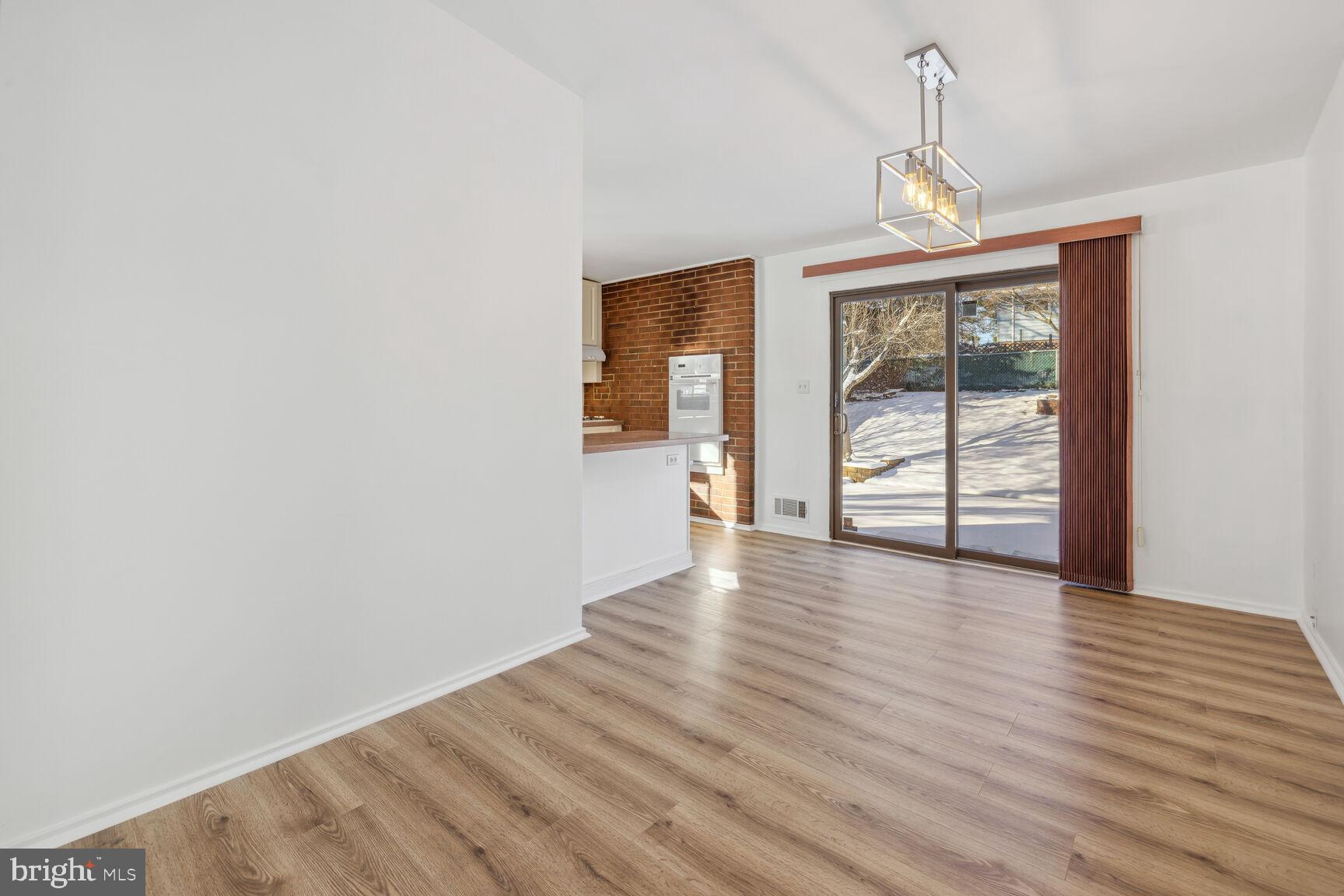 TWINBROOK FOREST - Residential