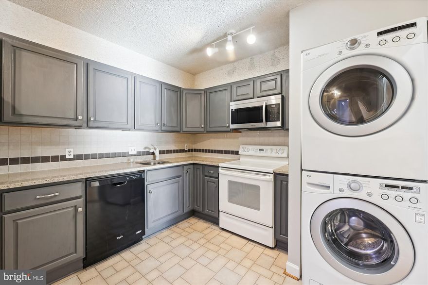 Freshly Updated 2BR/2BA Condo in Falls Church, VA Welcome to this beautifully updated 2-bedroom, 2-bathroom condo in the heart of Falls Church, VA. Perfectly designed for comfortable living, this property features: ✨ Freshly Painted Interiors ✨ Laminate Flooring Throughout ✨ Updated Bathrooms Enjoy an array of luxury building amenities, including: Fitness Center, Indoor and Outdoor Pools, Sauna, Tennis Courts, Clubhouse, 24-Hour Lobby Concierge Parking: Includes 1 garage spot and 1 unassigned exterior spot for added convenience. Prime Location: Situated just minutes from Baileys Crossroads Shopping Center, with access to a wide variety of eateries, grocery stores, and entertainment options. Ideal for commuters, this property offers: 10-minute drive to the Pentagon, DC, and Fort Myer 13-minute drive to Ronald Reagan National Airport Don't miss out on this fantastic rental opportunity! Schedule a tour today and discover why this condo is perfect for your next home.