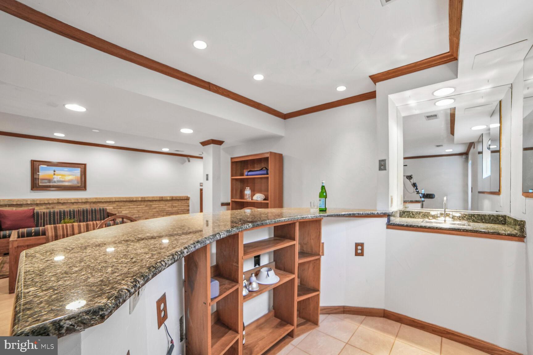 WEST FRIENDSHIP - Residential