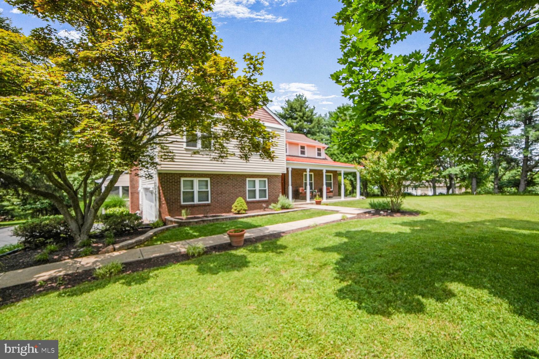 WEST FRIENDSHIP - Residential