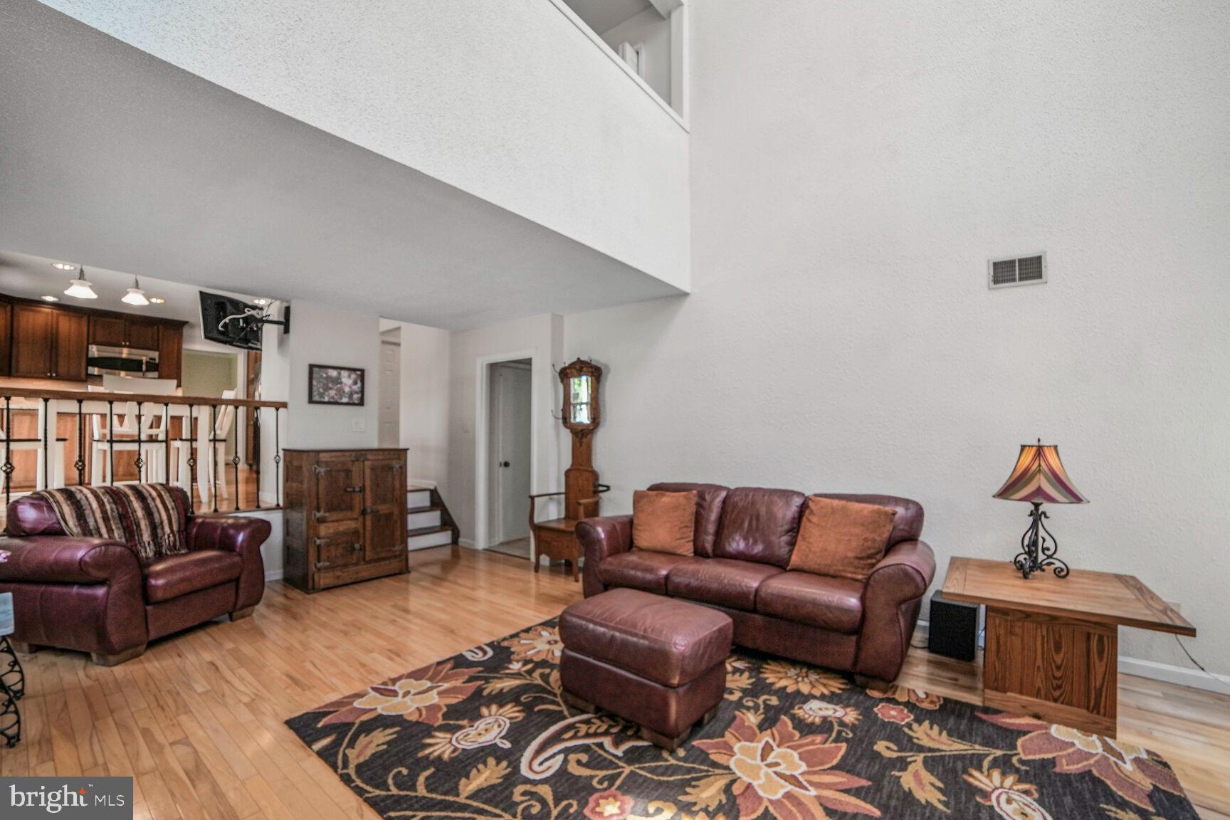 WEST FRIENDSHIP - Residential