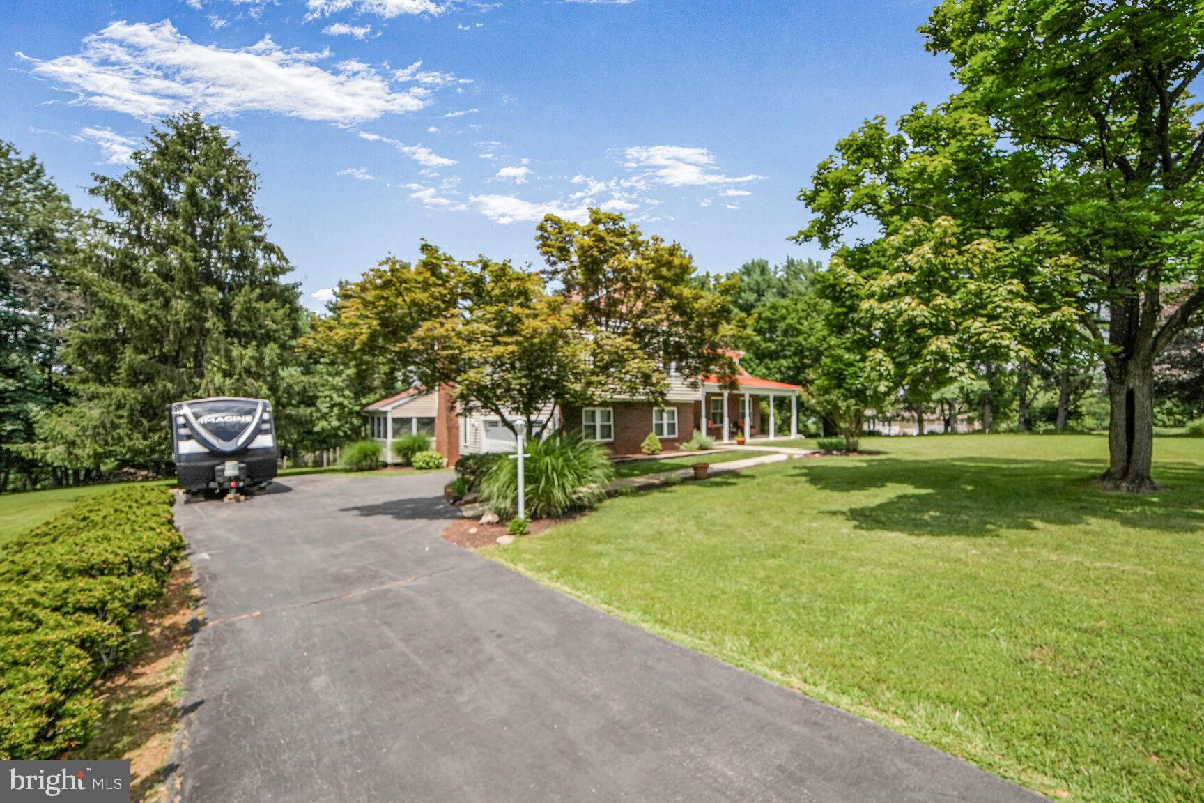 WEST FRIENDSHIP - Residential