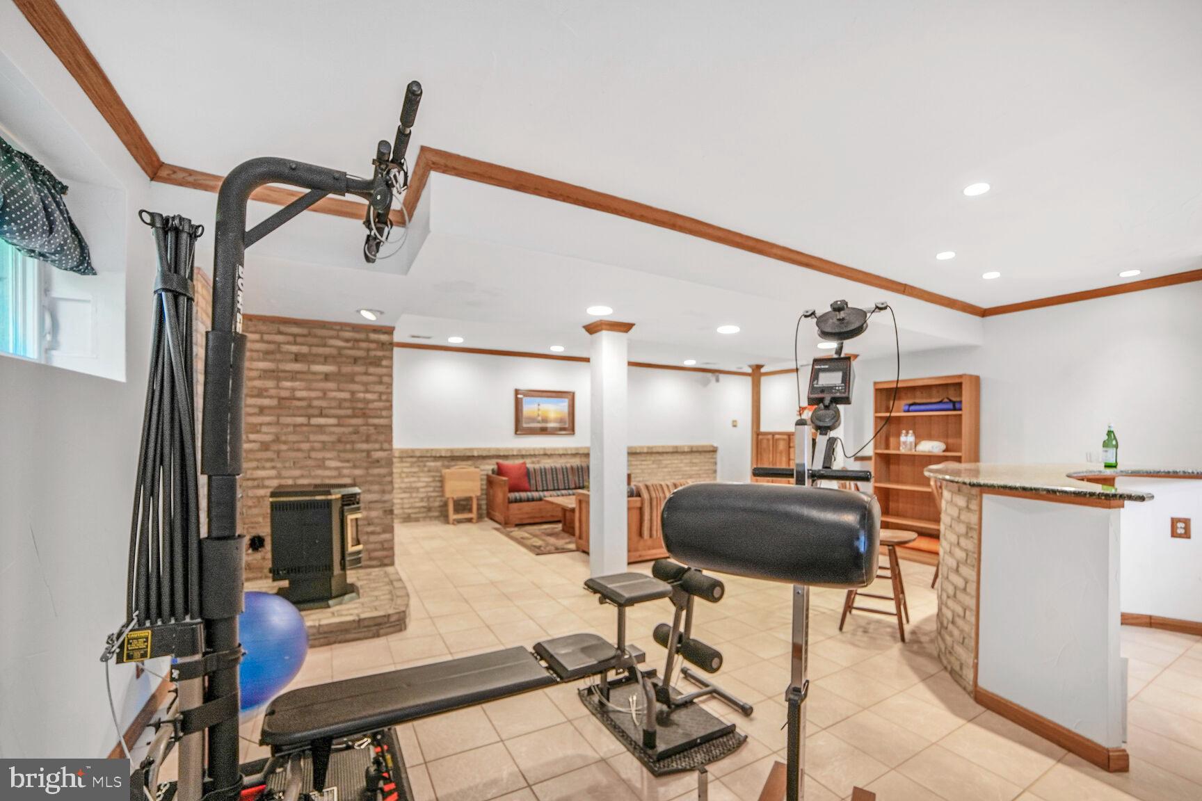 WEST FRIENDSHIP - Residential