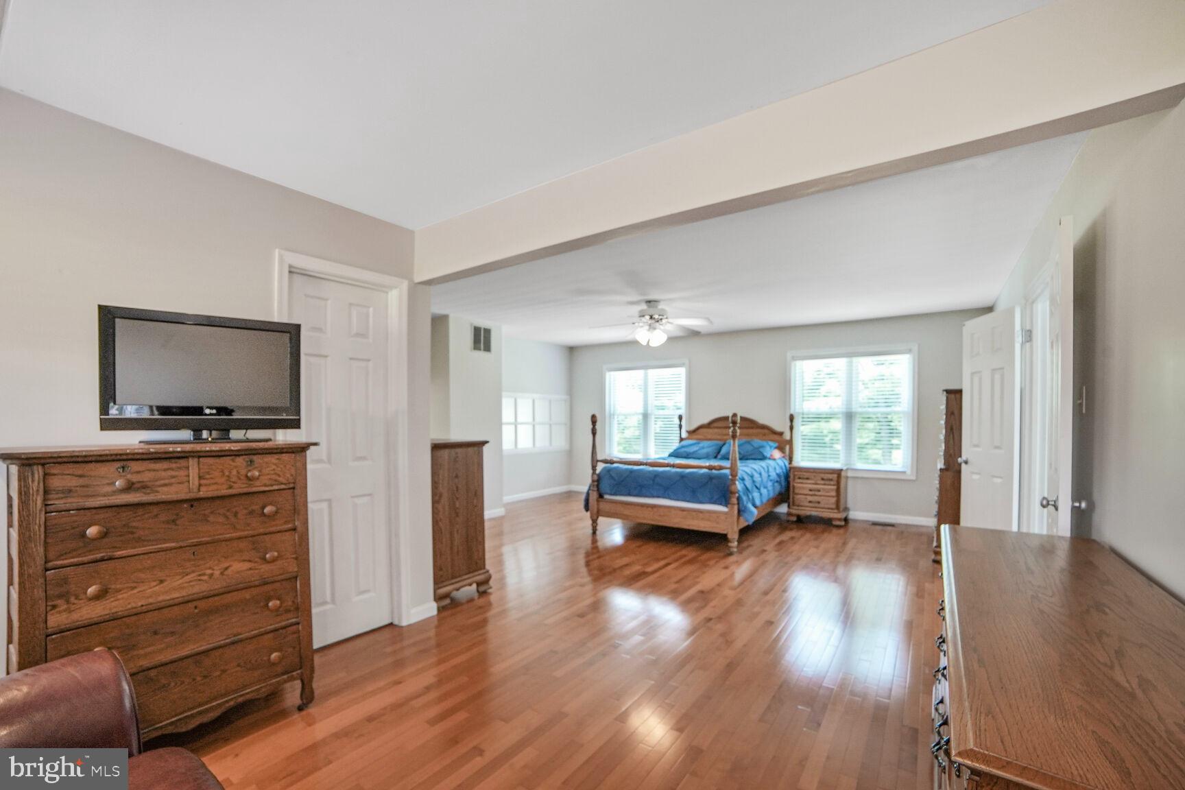 WEST FRIENDSHIP - Residential