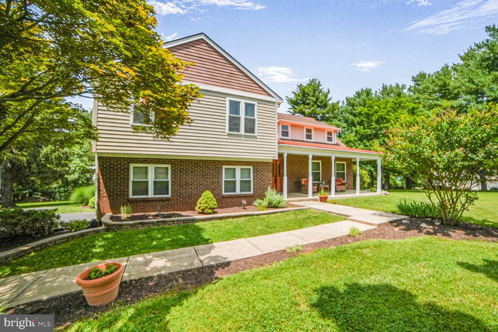 WEST FRIENDSHIP - Residential