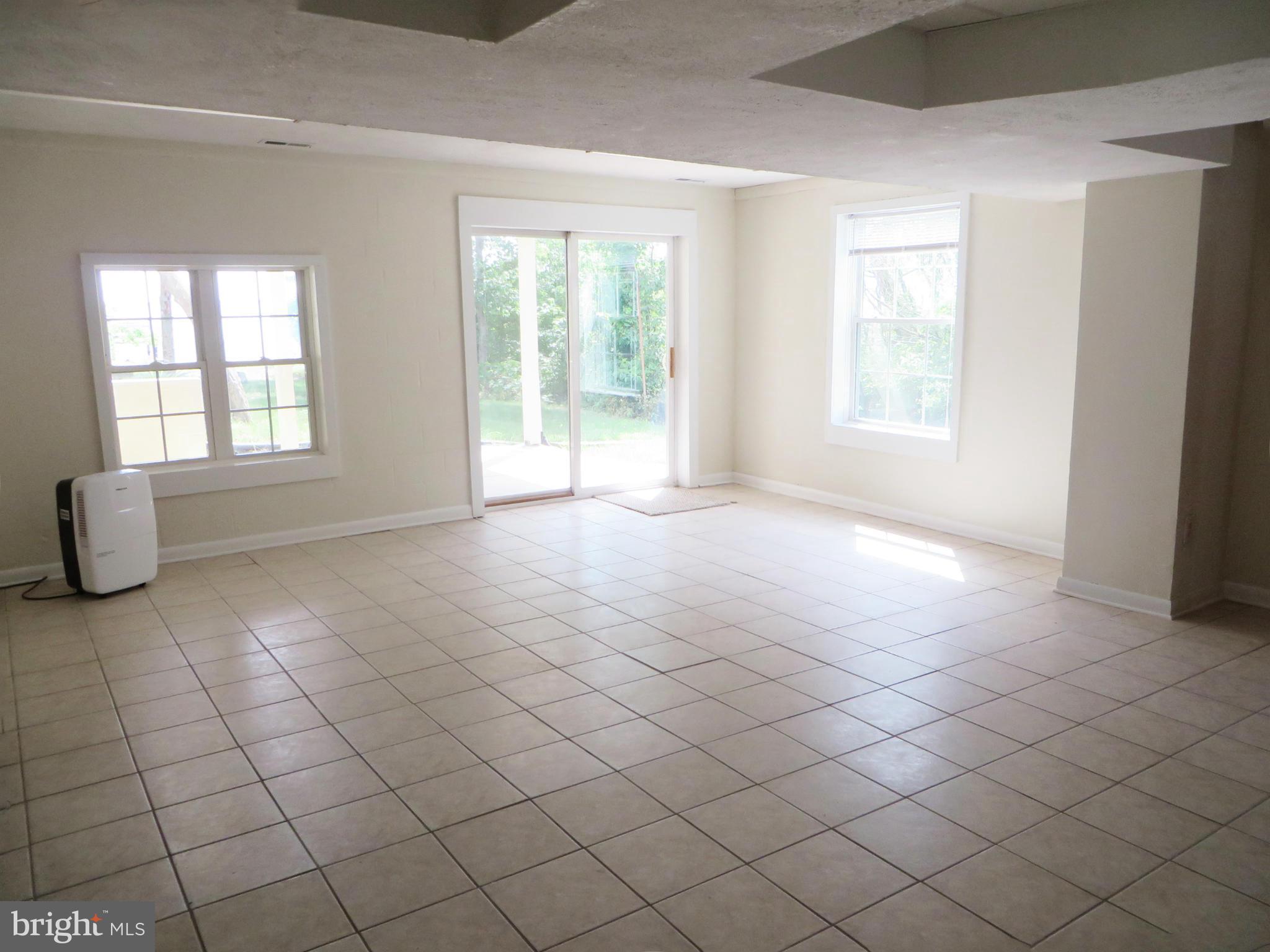 GOSNELL POT SHORES - Residential