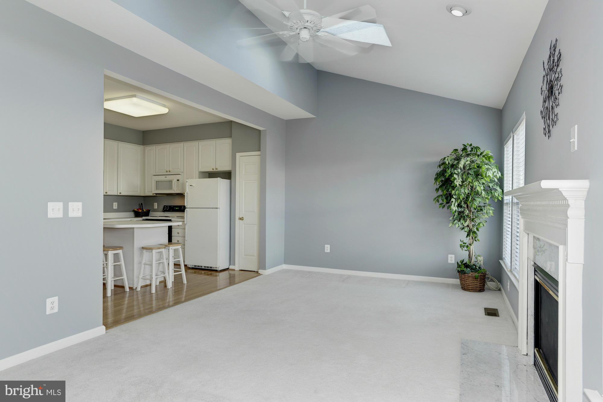 CENTRE RIDGE - Residential