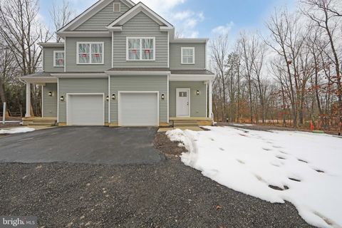 Townhouse For Sale - 144 Broadway #B<br/> HAMMONTON, NJ 08037